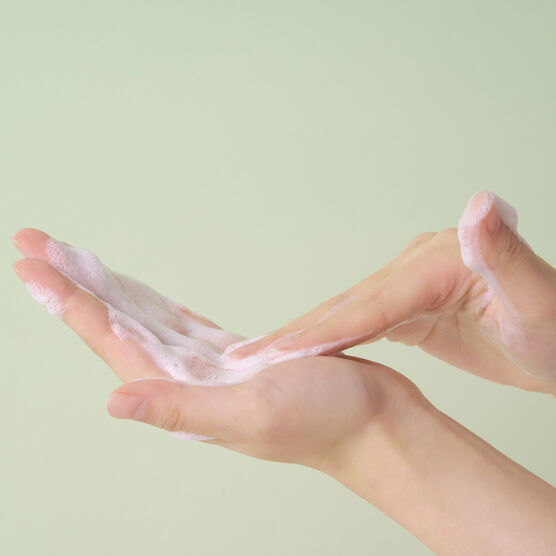 SKIN1004 - TEA-TRICA BHA FOAM 125ML